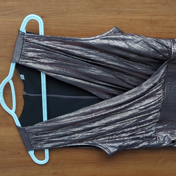 Dress - Picture 4 of 4